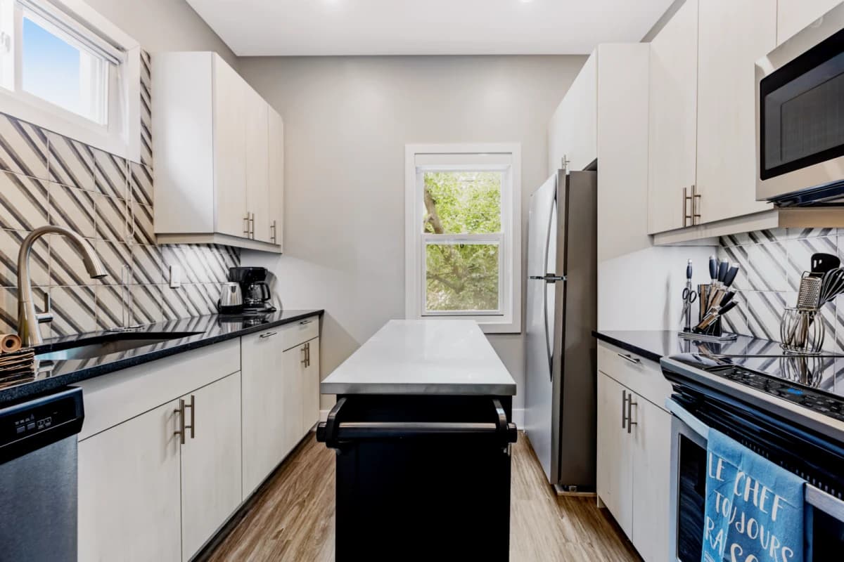 68 Sweetland image 3
