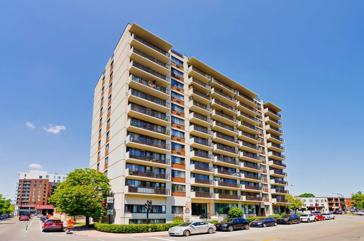 5455 Rue de Terrebonne image 3