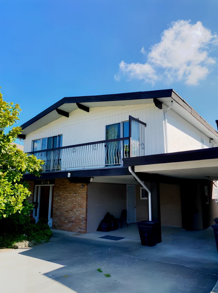Metrotown House