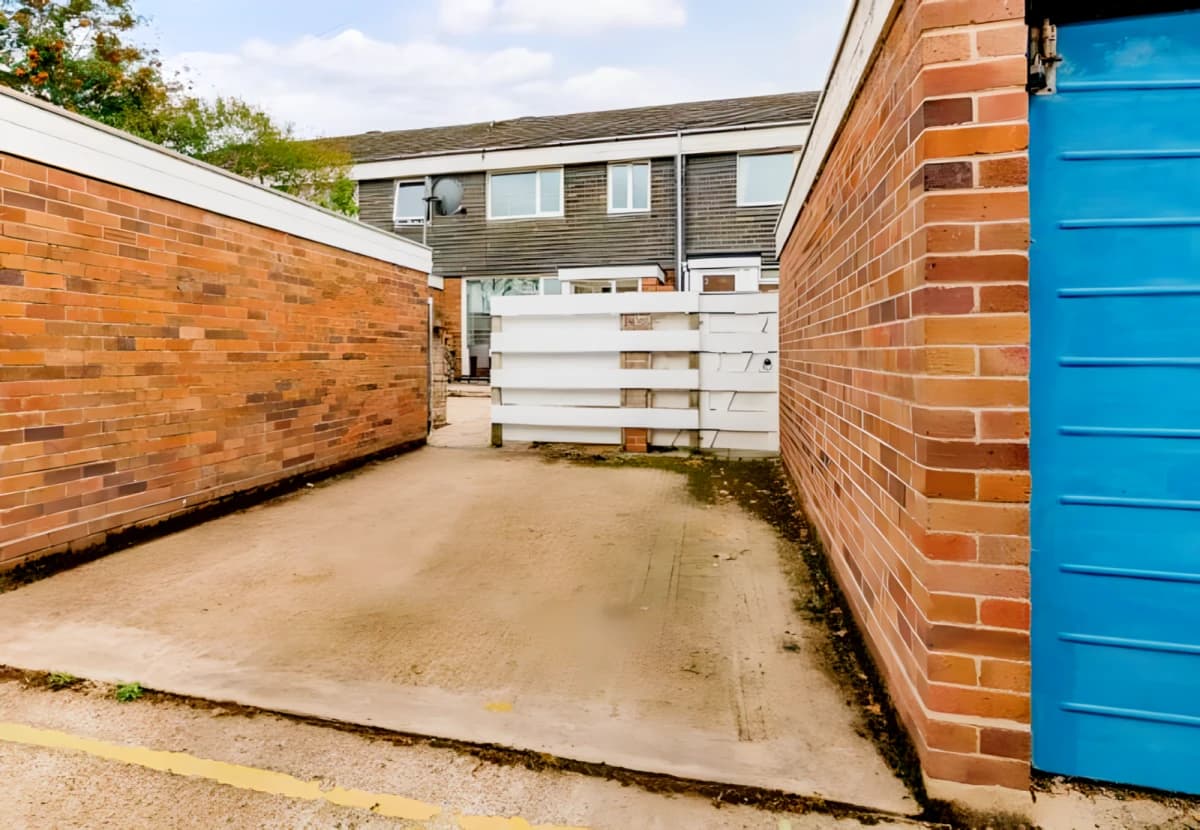 58 Grove Avenue image