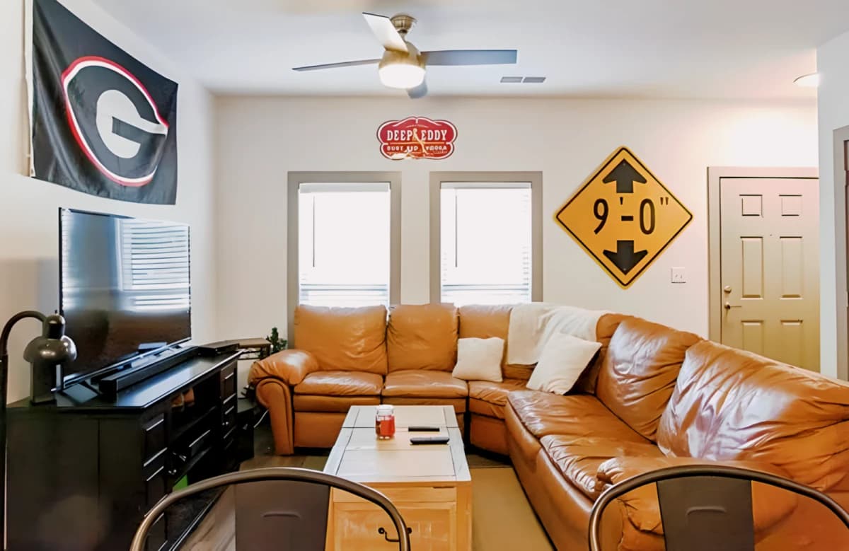 Archer Apartments image