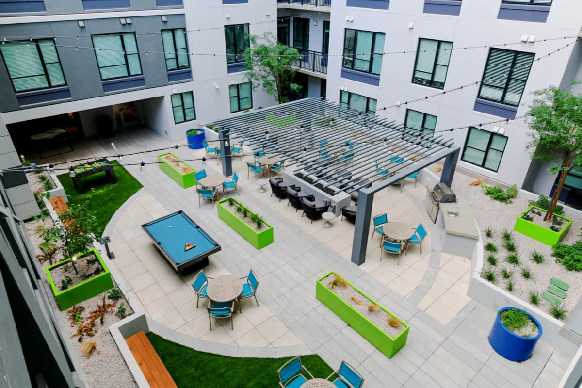 Outdoor Features