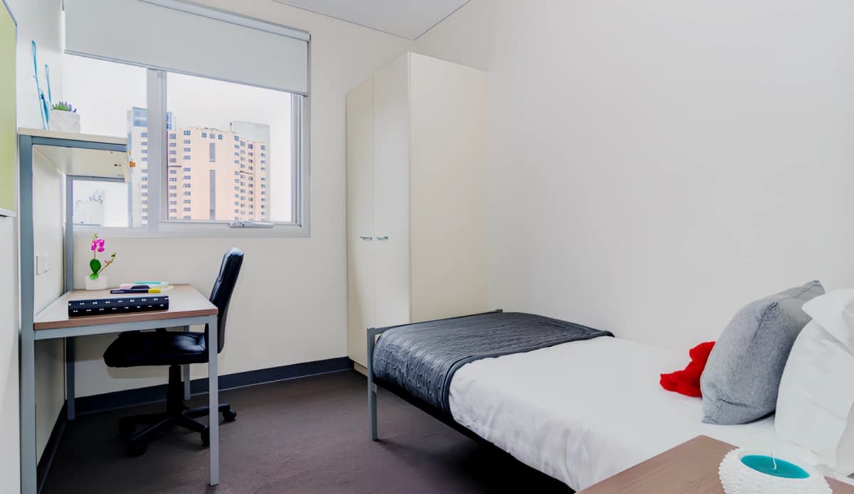 UniLodge Metro Adelaide image