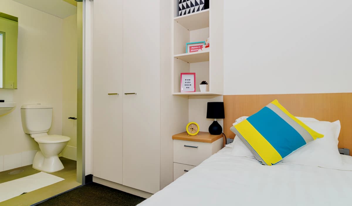UniLodge Metro Adelaide image