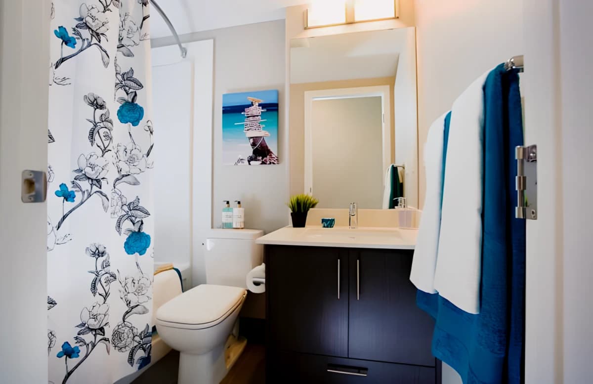2 Bedroom