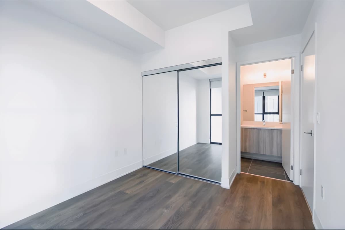 1 Bedroom+den