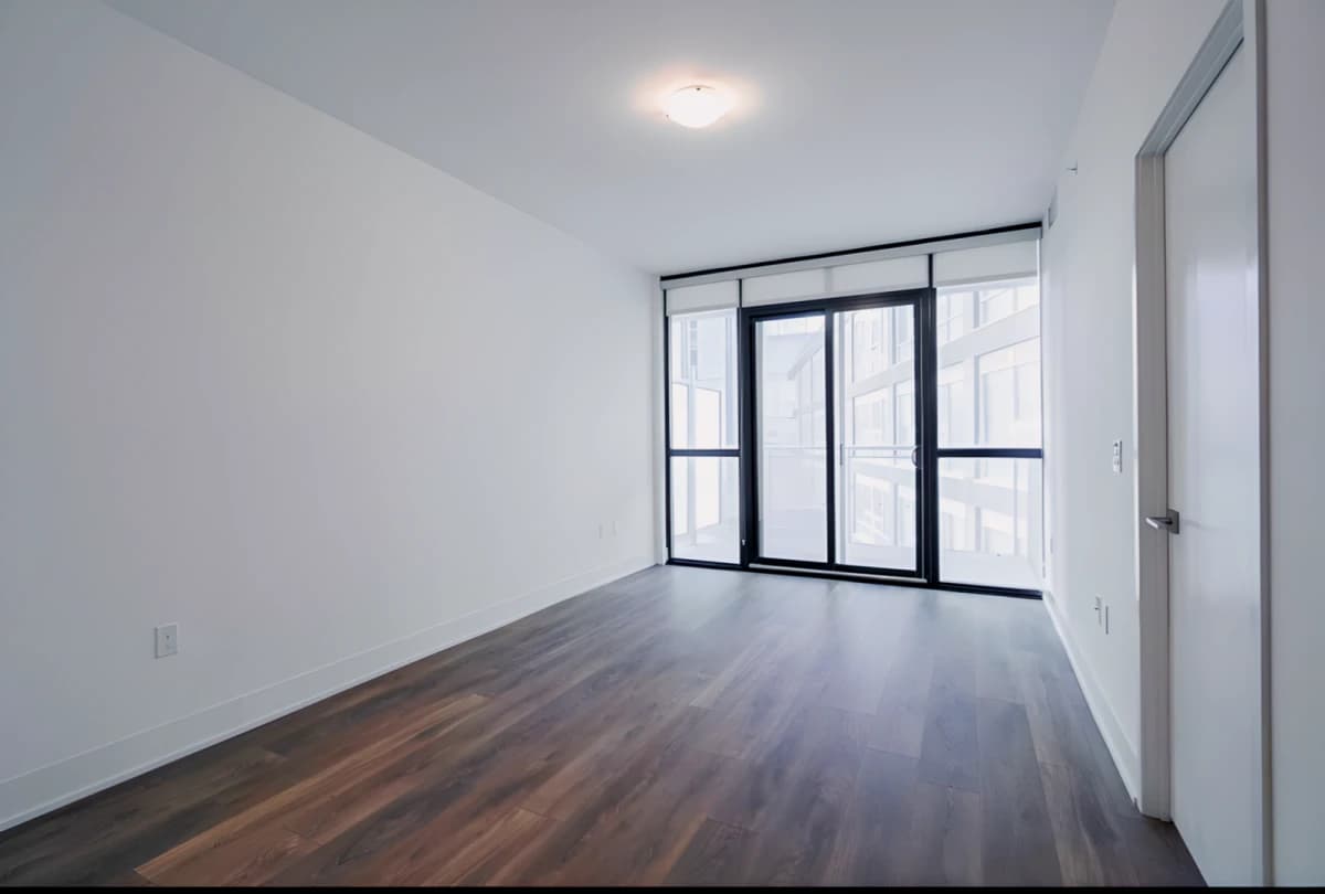 1 Bedroom+den
