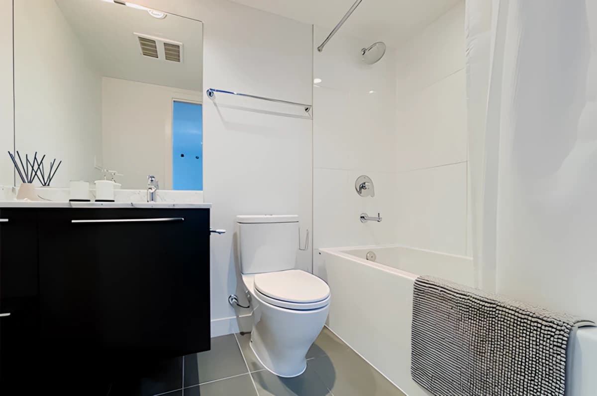 One Bedroom Plus Den