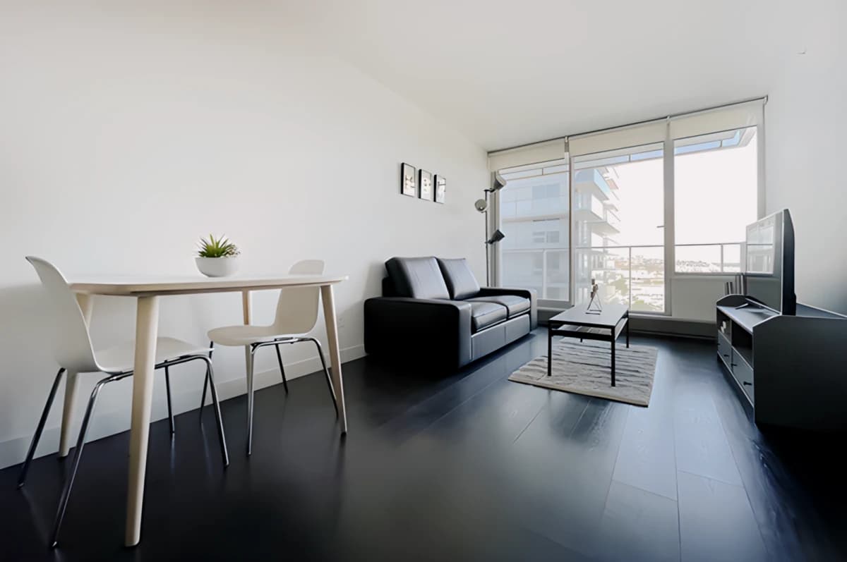 One Bedroom Plus Den