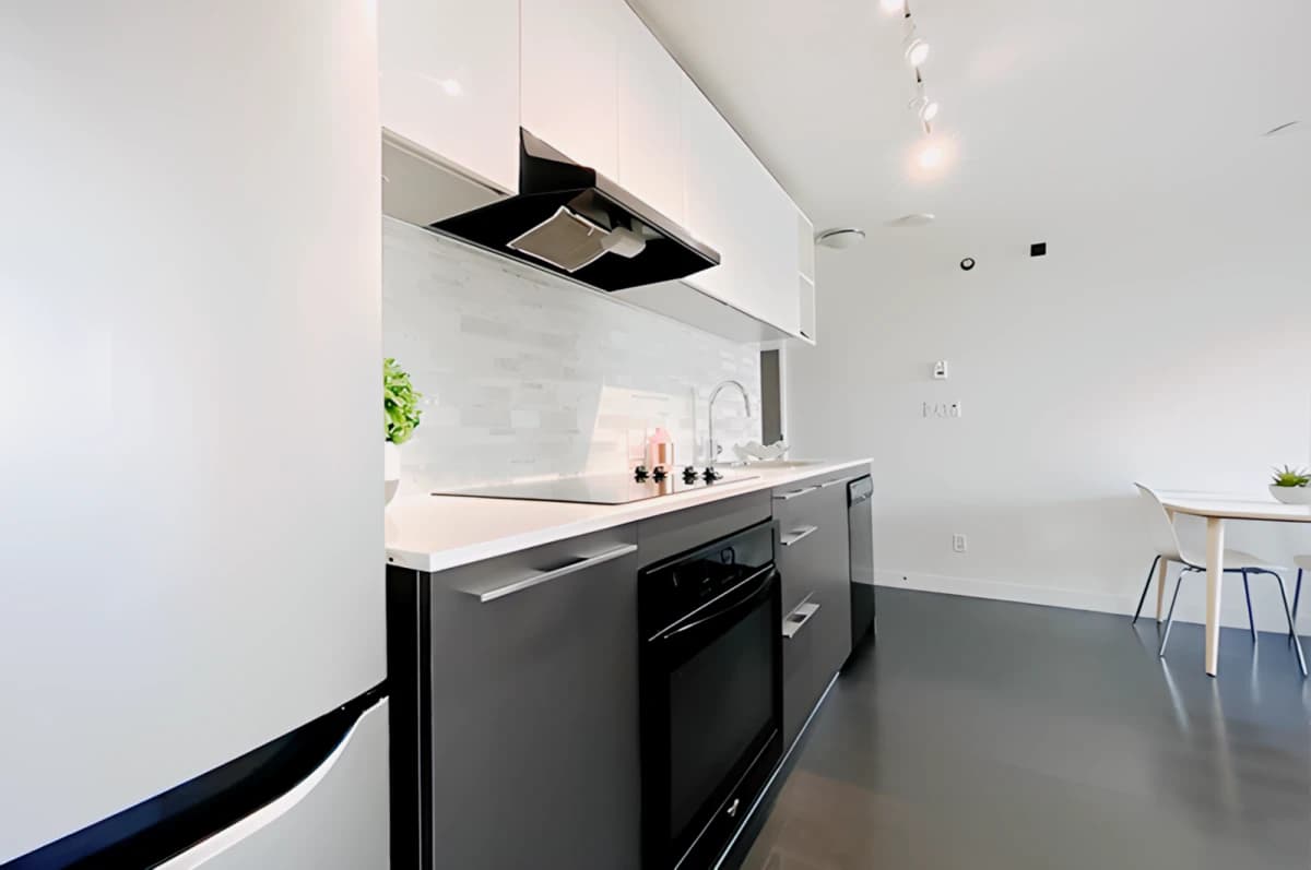 One Bedroom Plus Den