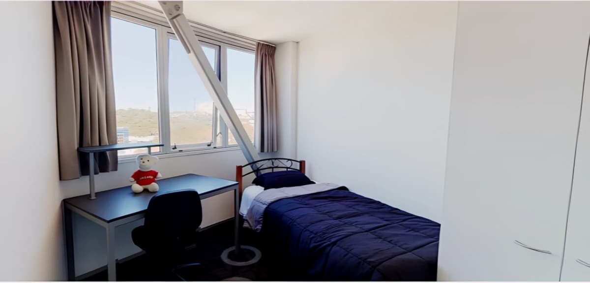3 Bed Apartment - Anzac