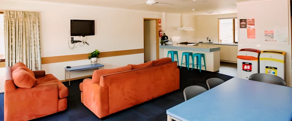 La Trobe University - Terraces image 3