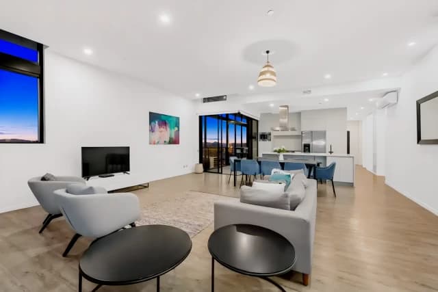3Bedrooms, 2Bathrooms