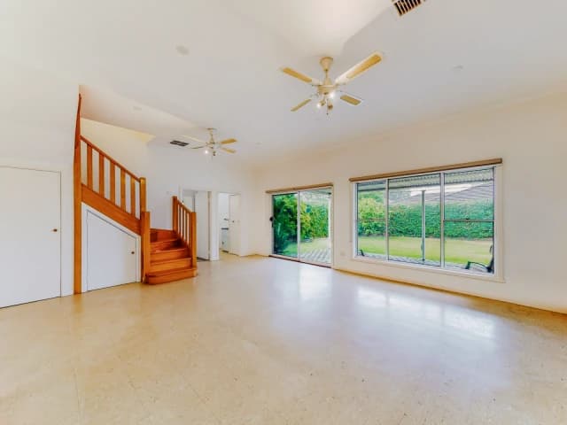 4 Bed, 1 Bath