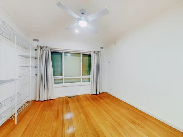 4 Bed, 1 Bath