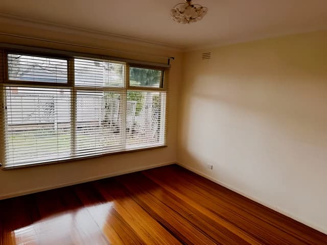 3 Bed, 1 Bath