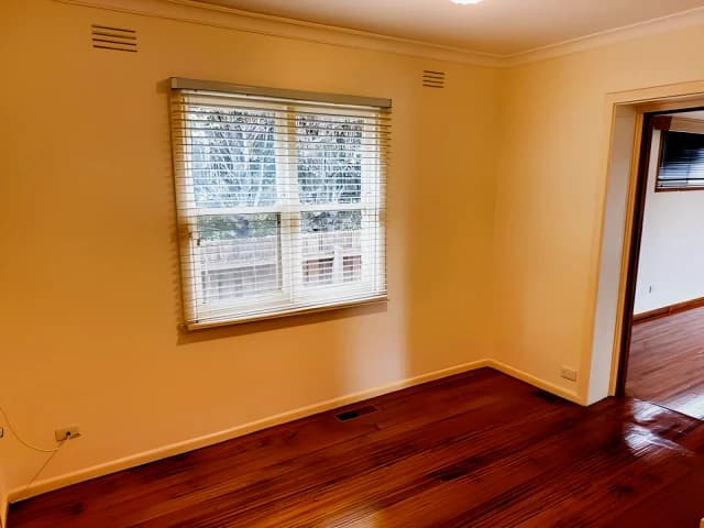 3 Bed, 1 Bath