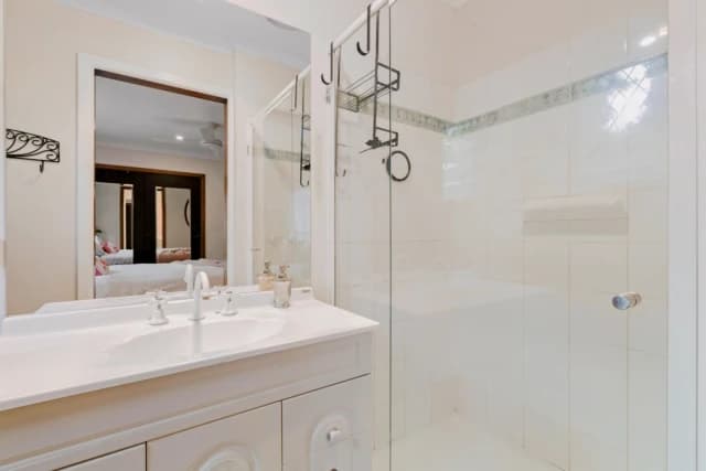 3 Bed, 2 Bath