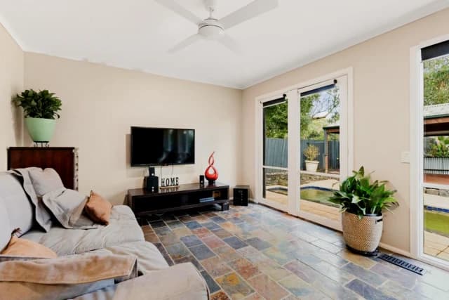3 Bed, 2 Bath