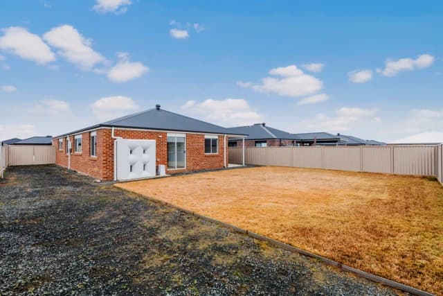 4 Bed, 2 Bath