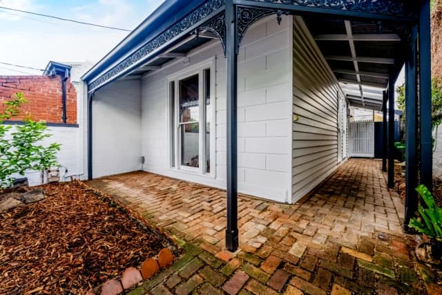 3 Bed, 1 Bath