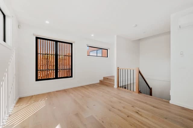 4 Bed, 3 Bath