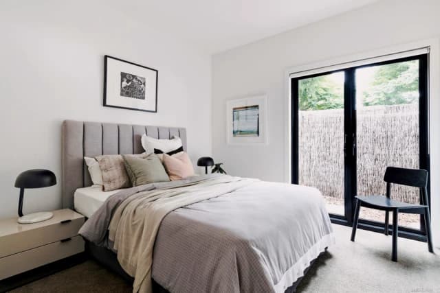 2 Bed, 1 Bath