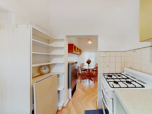 1 Bed, 1 Bath