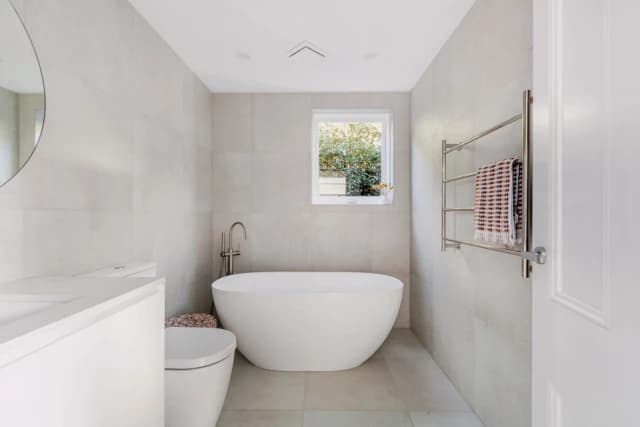 3 Bed, 2 Bath