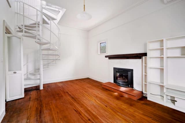 3 Bed, 1 Bath