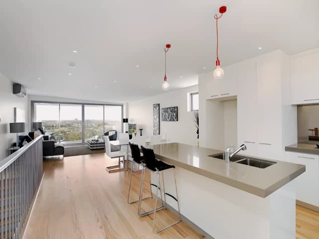 4 Bed, 3 Bath