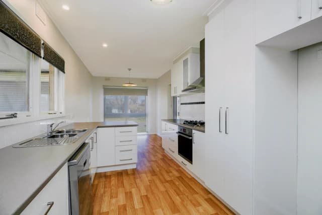 3 Bed, 1 Bath