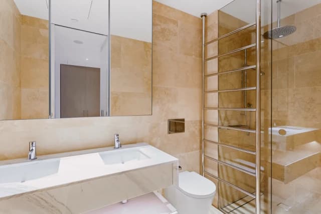 2 Bed, 2 Bath