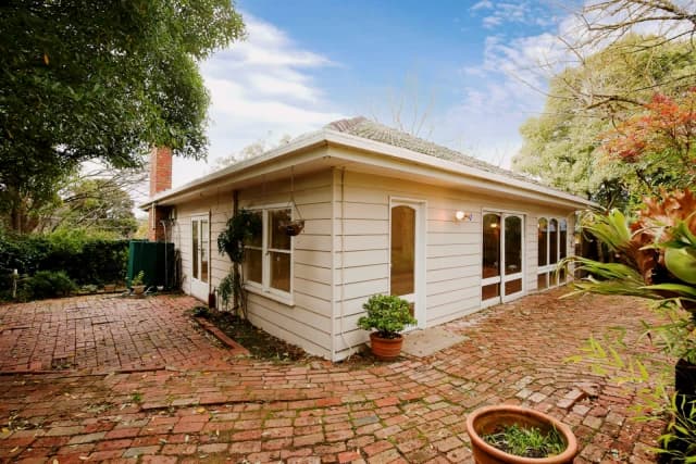 3 Bed, 1 Bath
