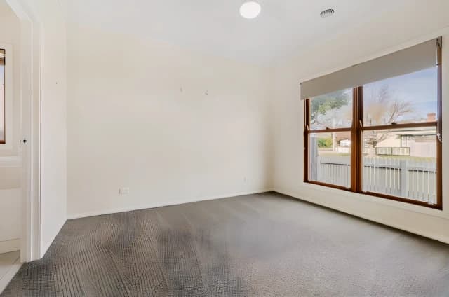 3 Bed, 2 Bath