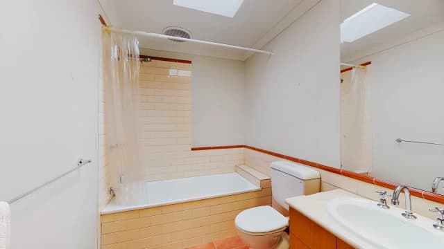 3 Bed, 2 Bath