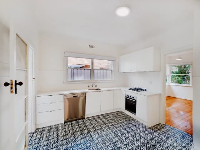 3 Bed, 1 Bath