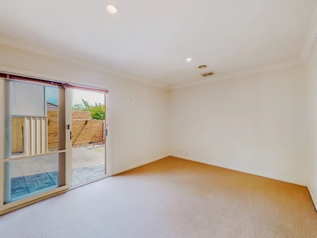 3 Bed, 2 Bath