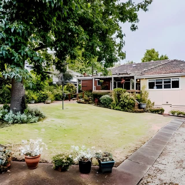 3 Bed, 1 Bath