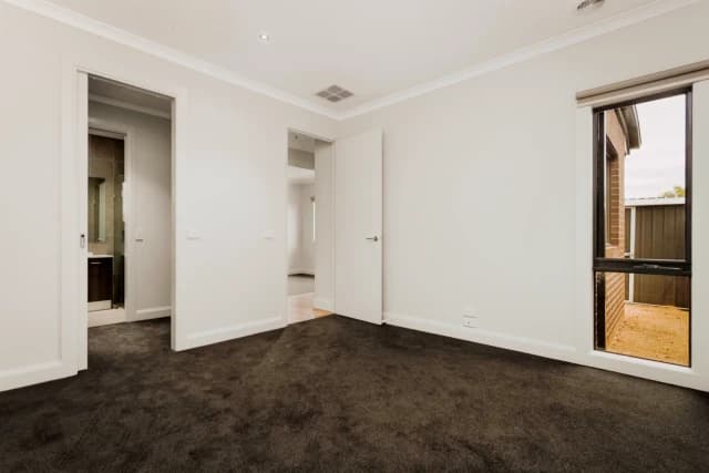 3 Bed, 2 Bath