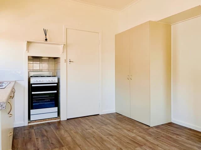 2 Bed, 1 Bath