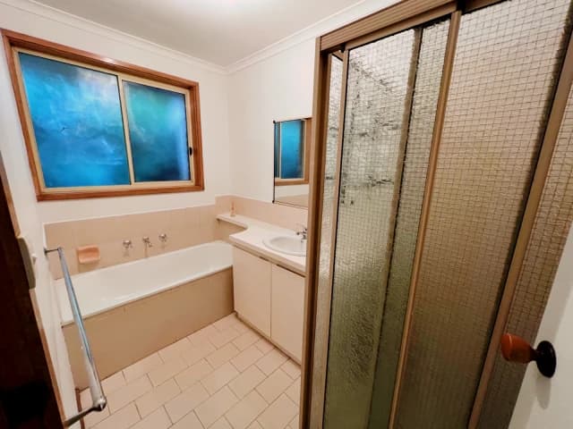 3 Bed, 2 Bath