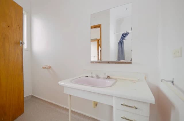 1 Bed, 1 Bath