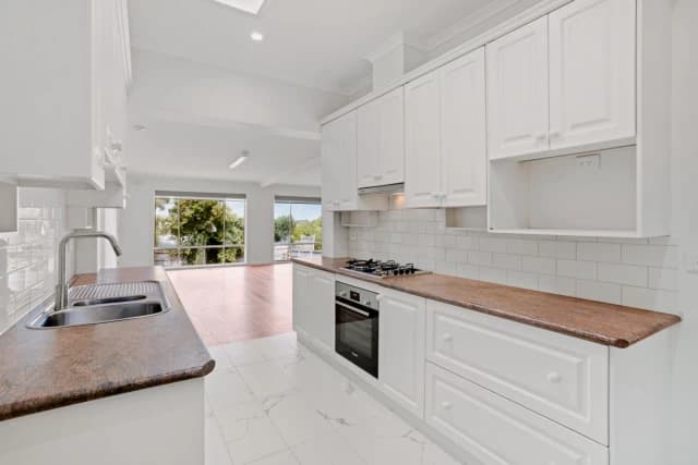 4 Bed, 2 Bath