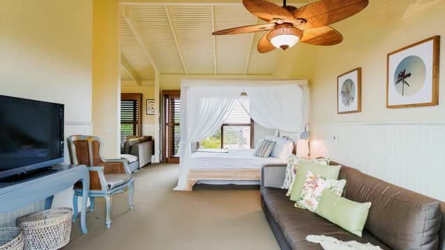 4 Bed, 3 Bath