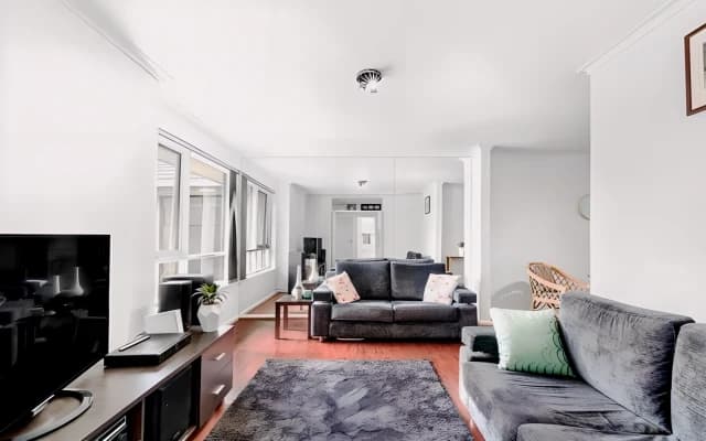 2 Bed, 1 Bath