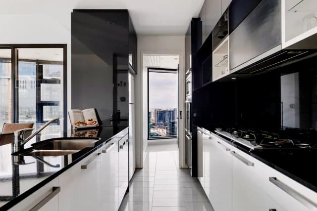 2 Bed, 2 Bath