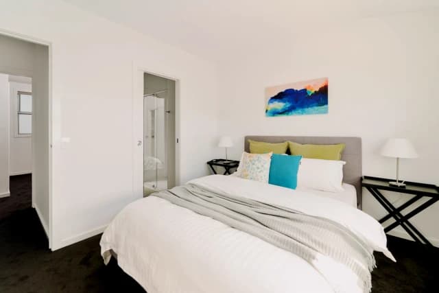3 Bed, 1 Bath