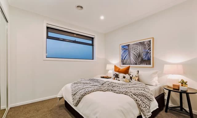 4 Bed, 2 Bath