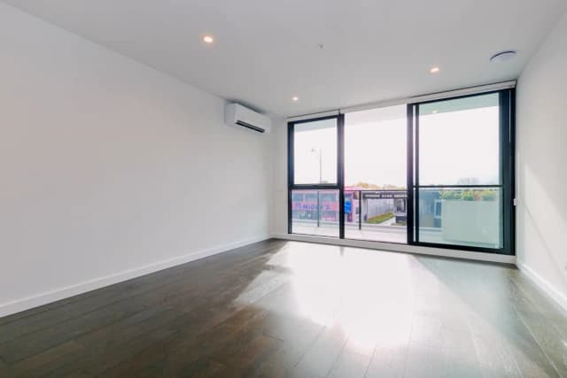 3 Bed, 2 Bath